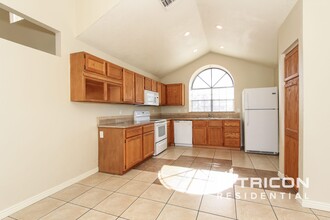 7434 W Sierra St in Peoria, AZ - Building Photo - Building Photo