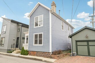 565 Lathrop St in Columbus, OH - Foto de edificio - Building Photo