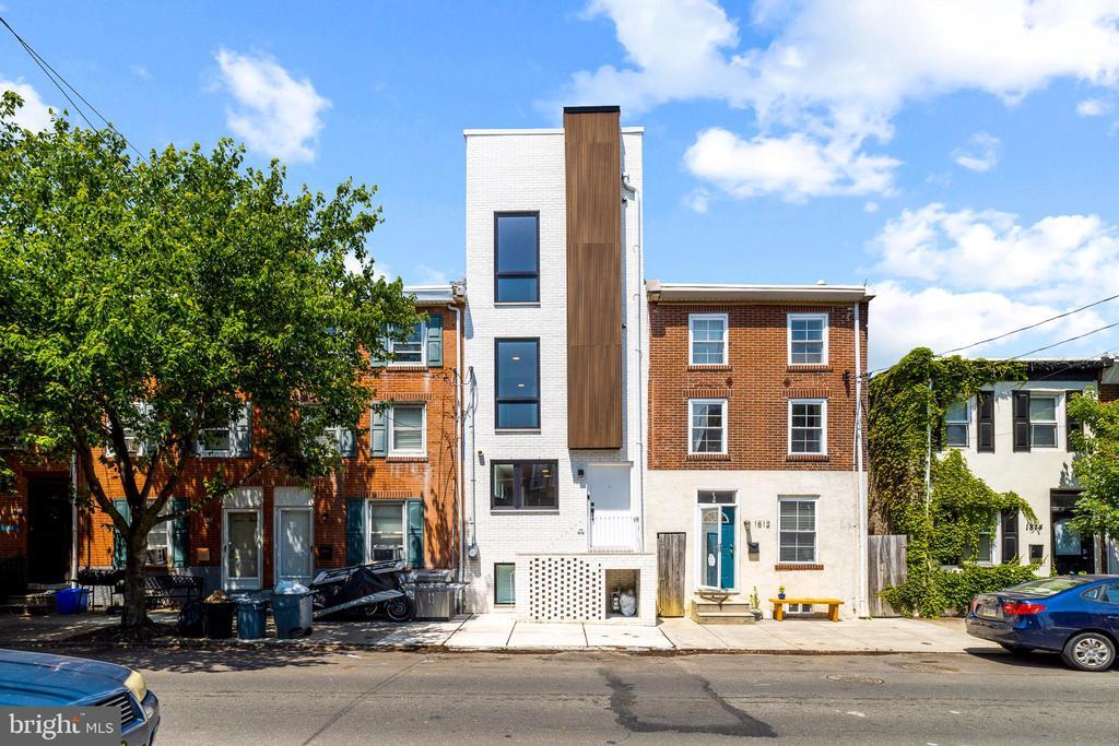 1810 Tulip St in Philadelphia, PA - Building Photo