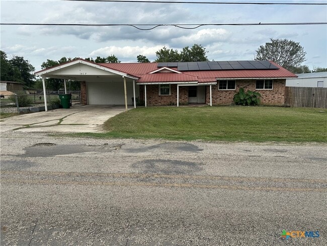 property at 1017 Ilka Switch