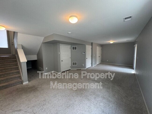 6131 Mineral Belt Dr in Colorado Springs, CO - Building Photo - Building Photo