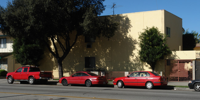 409 N Los Robles Ave in Pasadena, CA - Building Photo - Building Photo