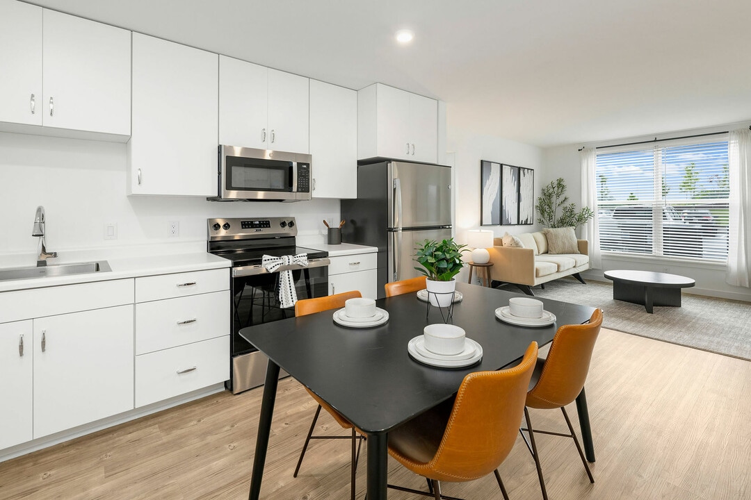 Ltd. Findlay in Coraopolis, PA - Building Photo