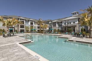 Addison at Sunlake in Land O Lakes, FL - Building Photo