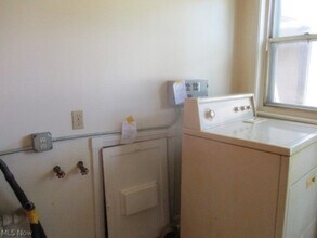 23319 Williams Ave in Euclid, OH - Building Photo - Building Photo
