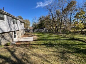 3307 Gleaves Ct in Des Moines, IA - Building Photo - Building Photo