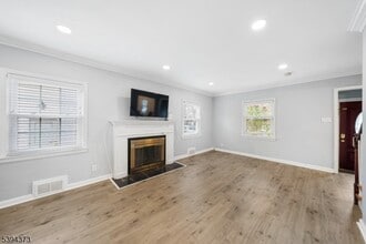 125 Meisel Ave in Springfield, NJ - Building Photo - Building Photo