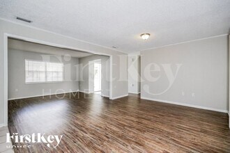 1334 Grace St N in Lakeland, FL - Foto de edificio - Building Photo