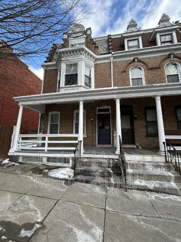 property at 19 S Ann St