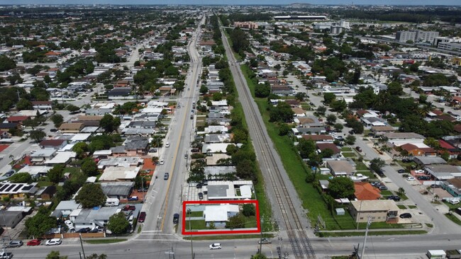 991 E 21st St in Hialeah, FL - Building Photo - Building Photo