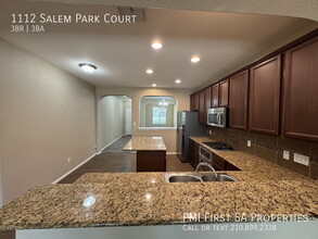 1112 Salem Park Ct in Austin, TX - Building Photo - Building Photo