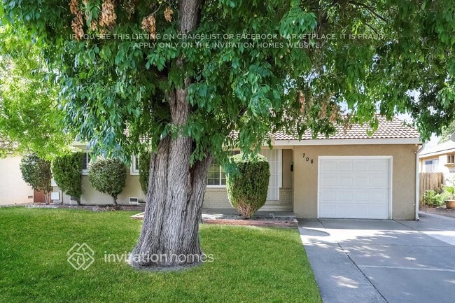 property at 708 Norwich Ct