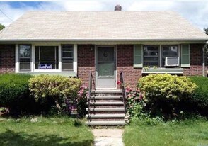 479 Park Ave in Fairview, NJ - Building Photo