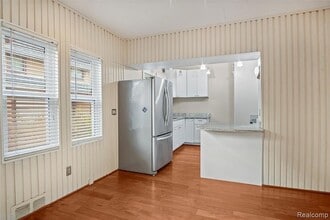 144 Woodward Ave in Rochester, MI - Building Photo - Building Photo