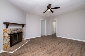 6024 Olinda St in Charlotte, NC - Building Photo - Building Photo