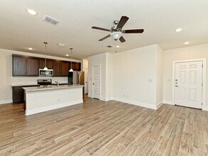 432 Parkline Dr in Georgetown, TX - Foto de edificio - Building Photo