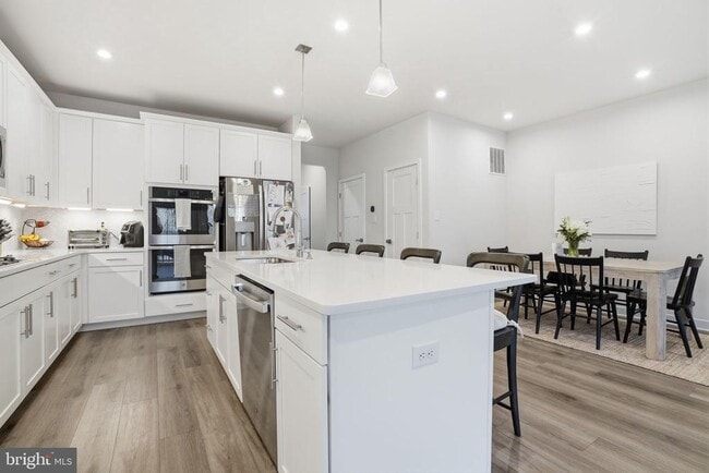 property at 60 Pratt Ln