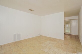 5916 Mission Sunrise in San Antonio, TX - Building Photo - Building Photo