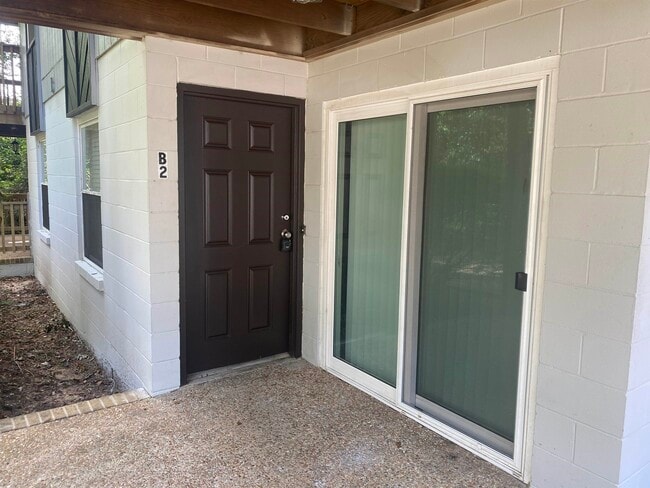 property at 1530 Live Oak Dr