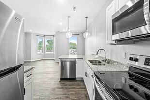 260 N 10th St in Noblesville, IN - Building Photo