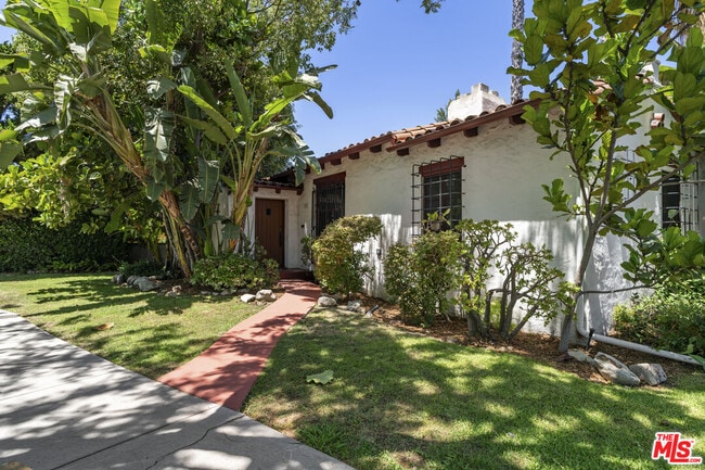 property at 3731 Griffith View Dr