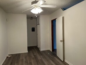 224 W Palm Ave in Monrovia, CA - Building Photo - Building Photo