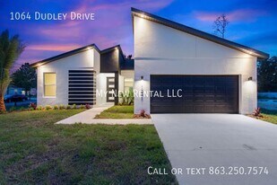 1064 Dudley Dr in Poinciana, FL - Building Photo