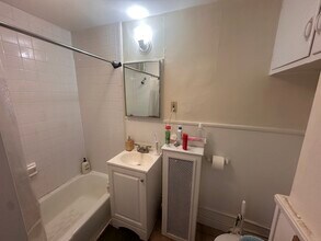 543 Broadway, Unit 2 in Somerville, MA - Building Photo - Building Photo