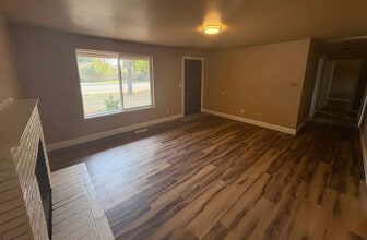 4297 Auburn Rd NE in Salem, OR - Building Photo - Building Photo