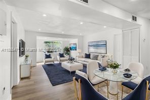 2443 NW 55th St in Miami, FL - Building Photo - Building Photo