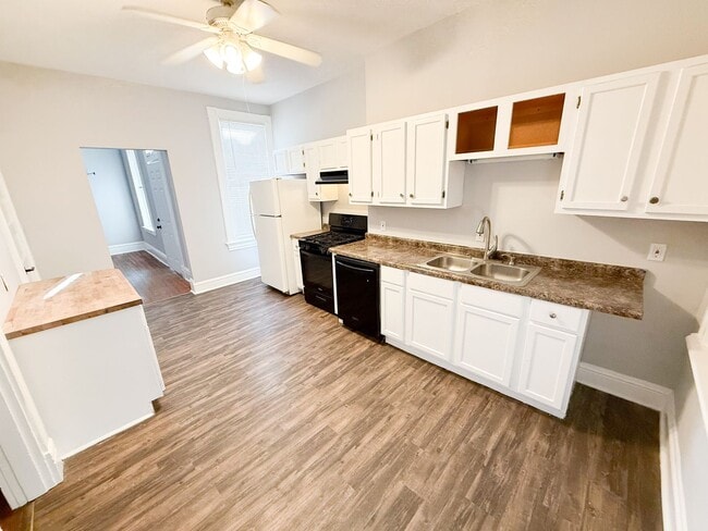 property at 3737 Pennsylvania Ave