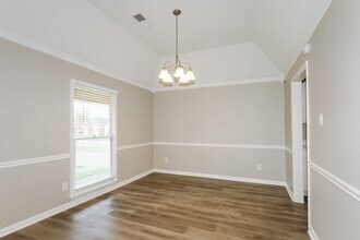 9261 Chimneyrock Blvd. in Cordova, TN - Building Photo - Building Photo