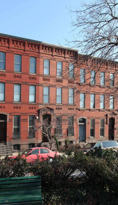 1713 Park Ave in Baltimore, MD - Building Photo