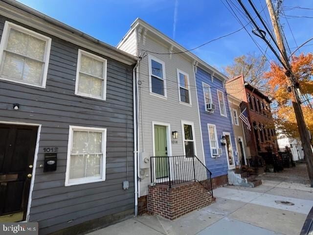 property at 1014 Queen St