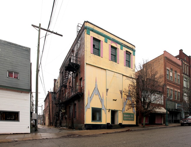 415 Market St in East Liverpool, OH - Building Photo - Building Photo