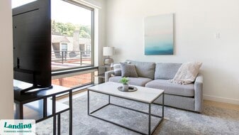 2189 Cornell Rd in Cleveland, OH - Building Photo