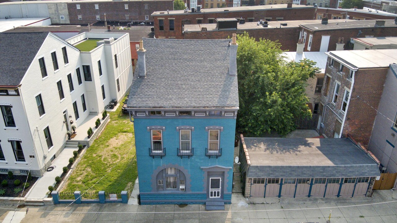 828 Greer St in Covington, KY - Building Photo