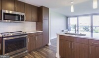 Park Towne Place Apartment Homes in Philadelphia, PA - Building Photo - Building Photo