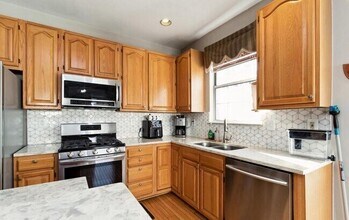 47603 Comer Sq in Sterling, VA - Building Photo - Building Photo