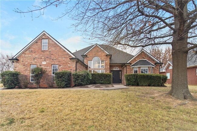 property at 4313 W Arlington Dr