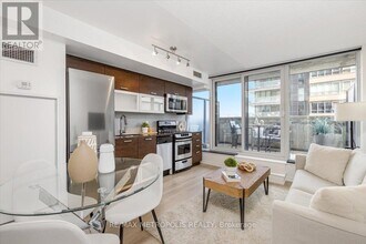 36 Lisgar St in Toronto, ON - Building Photo - Building Photo