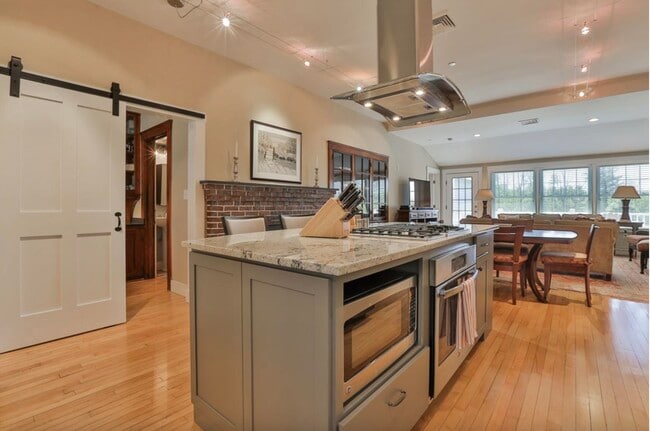 property at 26 N Main St