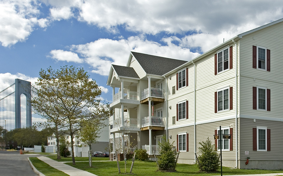 Fort Hamilton Family Homes in Brooklyn, NY - Building Photo