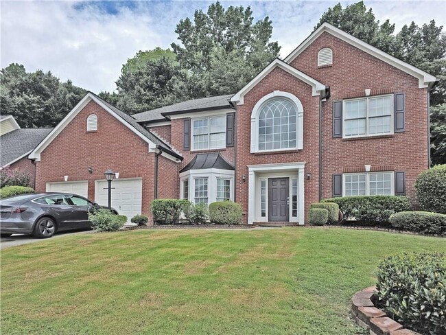 1689 Clay Brooke Ln SE