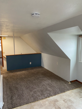 1042 W Cascade Ave-Unit -B in Moses Lake, WA - Building Photo - Building Photo