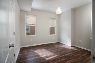 544 S 49th St in Philadelphia, PA - Building Photo - Building Photo