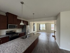 115 Boarstall Crk in Durham, NC - Building Photo - Building Photo