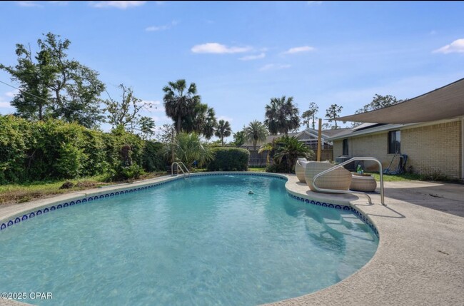 property at 4459 Ashland Rd
