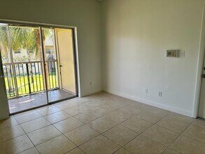 800 Cypress Park Way, Unit L1 in Deerfield Beach, FL - Building Photo - Building Photo