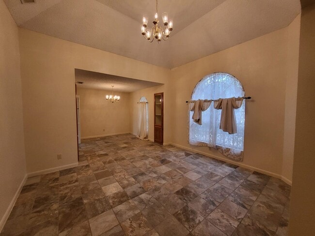 1202 Shiloh Dr in Laredo, TX - Building Photo - Building Photo